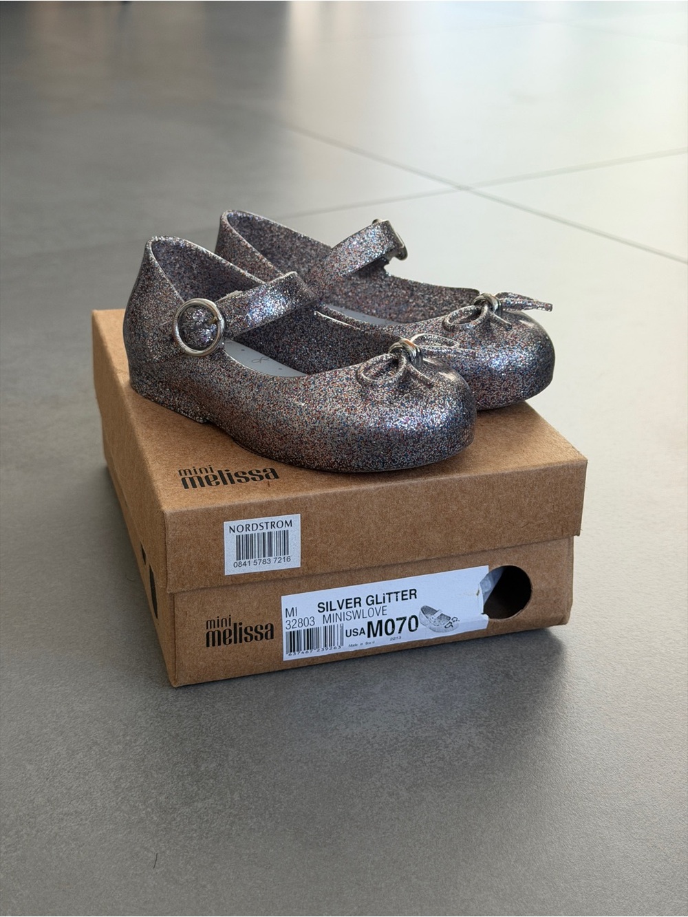 Mini Melissa Silver Glitter Mary Jane with Bow Accent 7